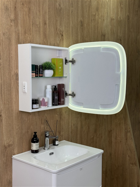 Зеркальный шкаф Alavann Rado 60 с приближением, подсветкой, сенсорное